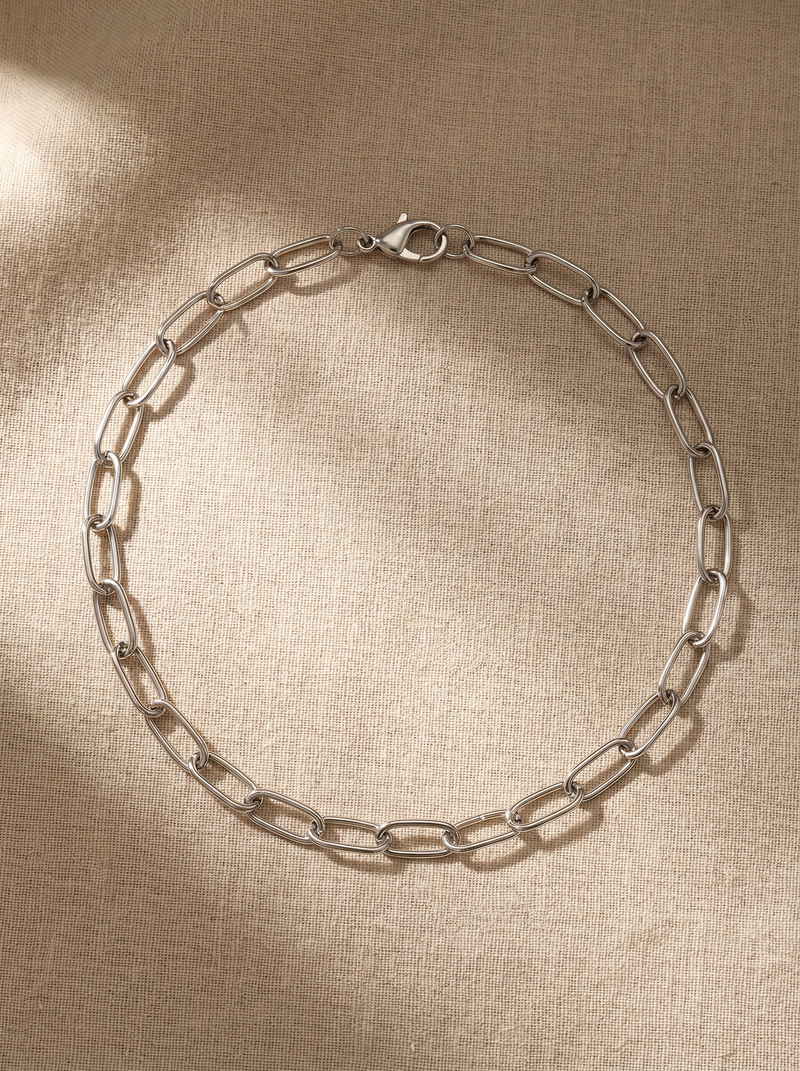 Noela | Minimalist Choker Necklace